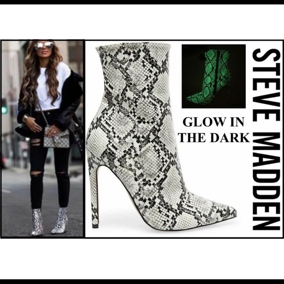 STEVE MADDEN Whimsy White black Snake Print Bootie - Picture 7 of 8